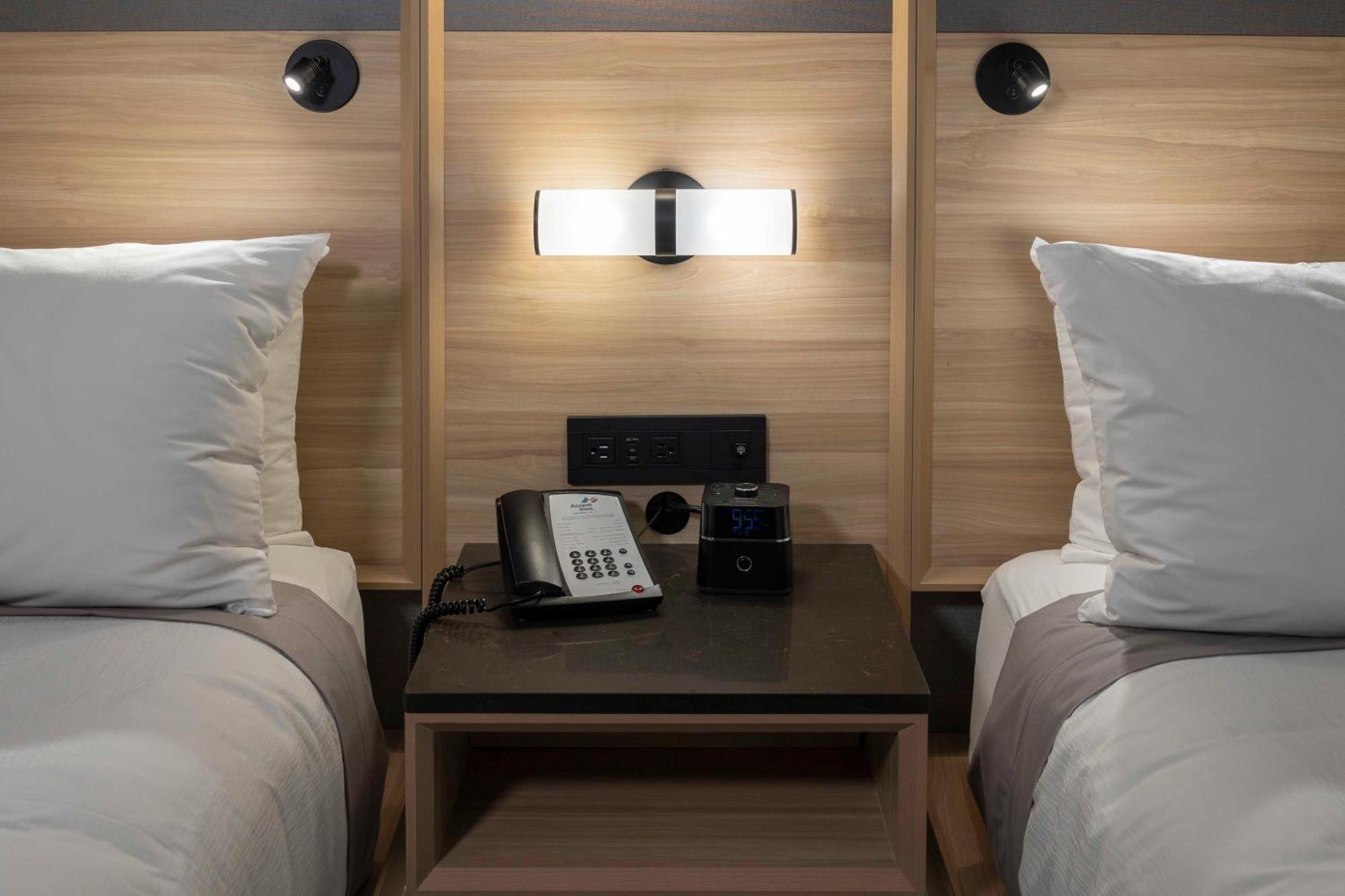 Accent Inns Kamloops Esterno foto