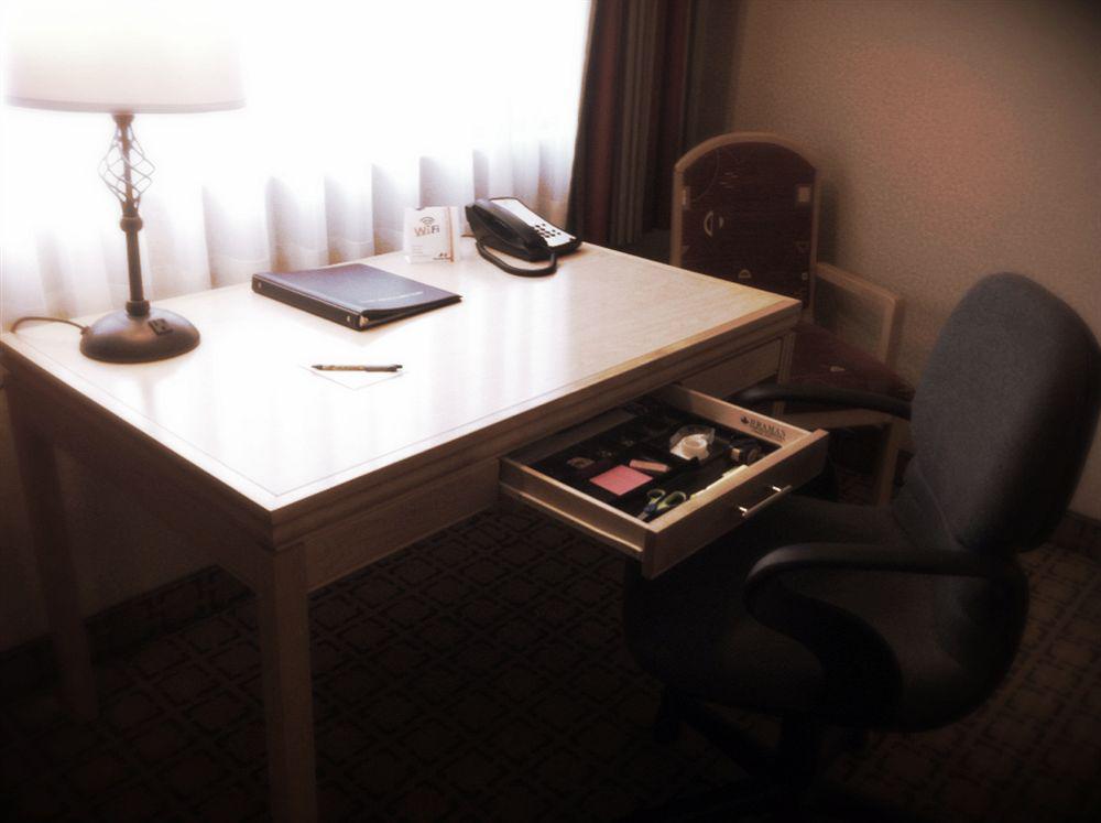 Accent Inns Kamloops Esterno foto